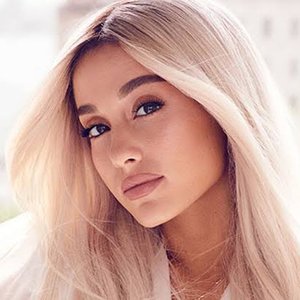 Ariana Grande[FazMusic.net] 的头像