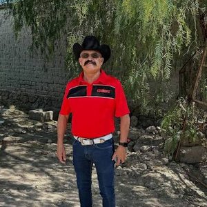 Pepe Tovar 的头像
