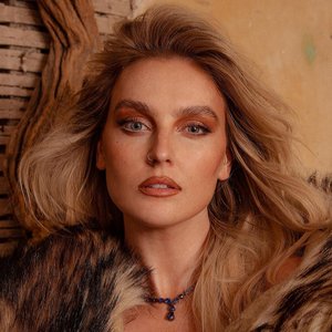 Perrie 的头像