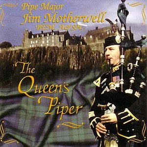 The Queen's Piper