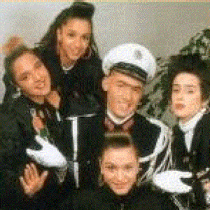 Confetti’s photo provided by Last.fm