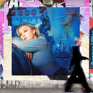 Poster Girl (Swedish Summer Edition)