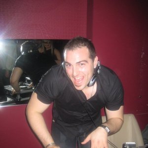Avatar for DJ Vertigo