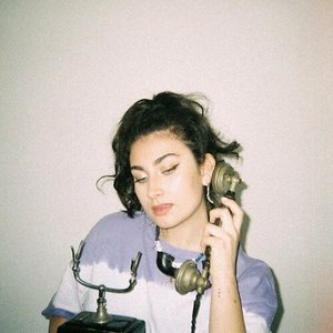 Yine Ara - Single