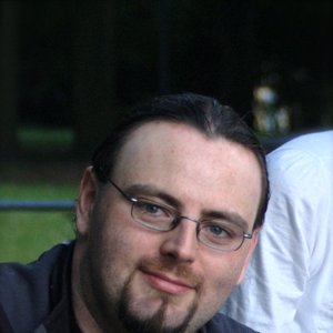 “Maciej Kijowski”的封面
