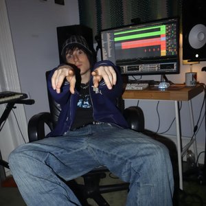 Avatar for DJ WoE