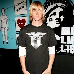 Avatar för Ashley Parker Angel