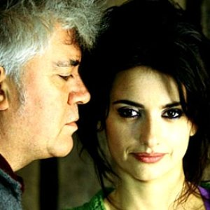 'almodovar' için resim