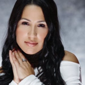 Avatar for Jennifer Peńa