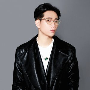 Bronze 的头像