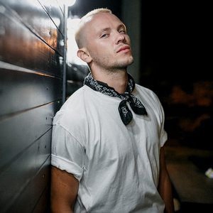 Constantine 的头像