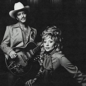 Lady Gaga e Bruno Mars 的头像