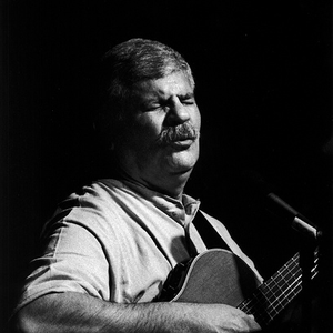 Dori Caymmi photo provided by Last.fm