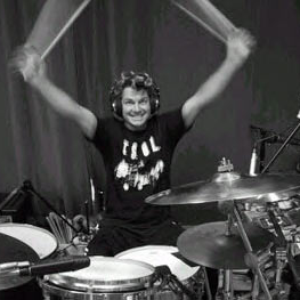 Adrian Young photo provided by Last.fm