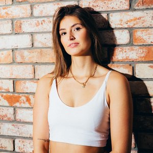 Caro Winter 的头像