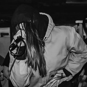 xGAARGOYLEx 的头像