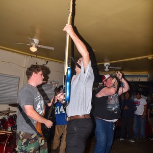 Avatar di Crawling Back