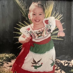 Paeka De La Tierra
