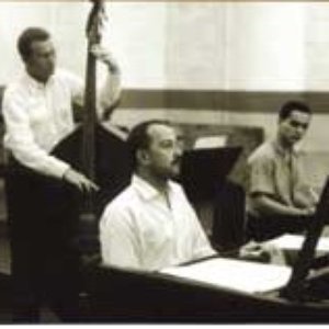 'The Claude Williamson Trio'の画像