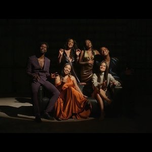 “#WICKED4WHITNEY”的封面
