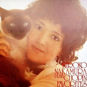 Plays Chopin Favorites