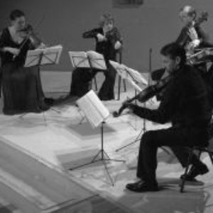 Ensemble Explorations için avatar