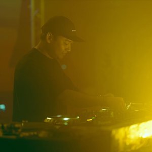 DJ CRISPS 的头像