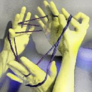 “String Theories”的封面