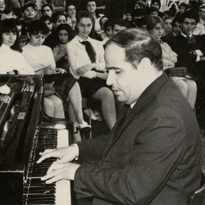vaja azarashvili 的头像