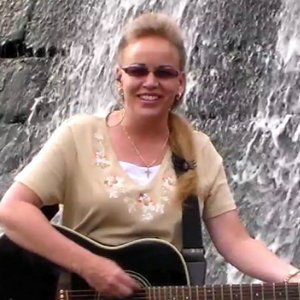 Paula J Laird 的头像
