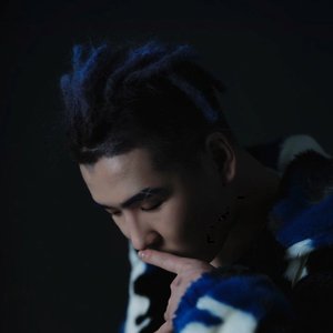 Yonge Jaundice 的头像