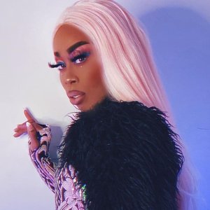 Monique Heart & KOIL 的头像