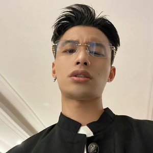 李大奔 的头像