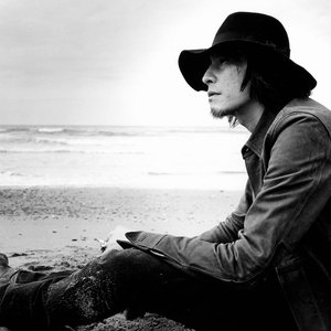 YUSUKE CHIBA - SNAKE ON THE BEACH - 的头像