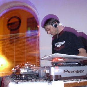 Avatar for compiled by Gully