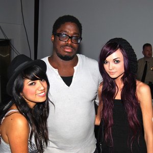 Avatar for Nobody Feat. Ikey Owens (Mars Volta)