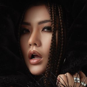 Sandy Myint Lwin 的头像