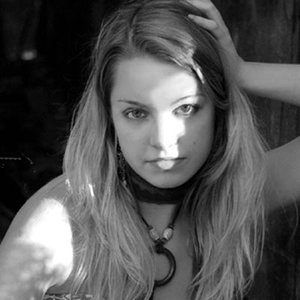 Alycia Ercums 的头像