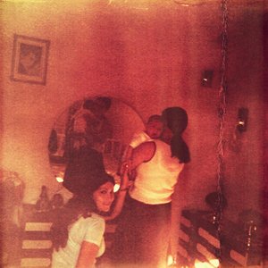 Κενοί Χώροι [Explicit]