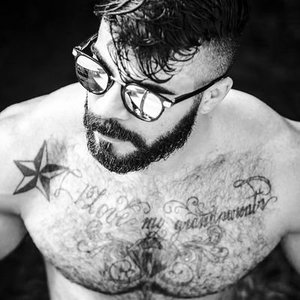 Théo Gomez 的头像