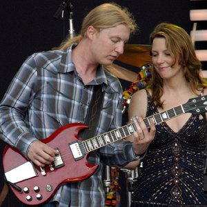 “Susan Tedeschi & Derek Trucks”的封面