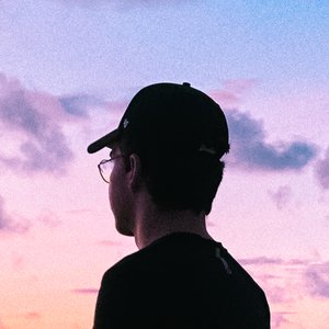 halfTrue 的头像