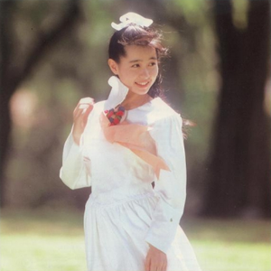 岩井由紀子 photo provided by Last.fm