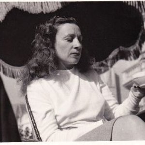 Renée Lebas 的头像