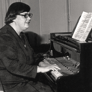 Eva Knardahl photo provided by Last.fm