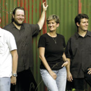 Balfa Toujours photo provided by Last.fm