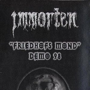 Friedhofs Mond
