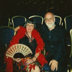 Awatar dla Terry Pratchett, Jacqueline Simpson