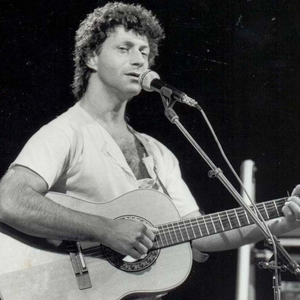 מתי כספי photo provided by Last.fm