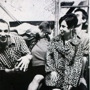 Huggy Bear photo provided by Last.fm